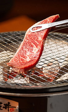 肉匠坂井の仕事